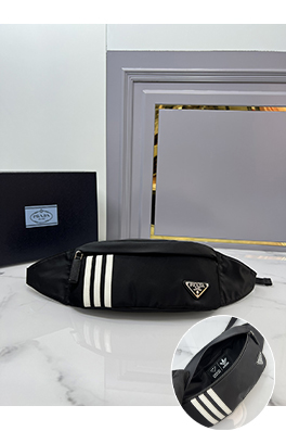 Prad X Adidas クローバーパターンと三角マークのコラボレーションウエストバッグ