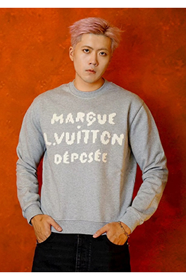 ルイヴィトン Louis Vuitton 刺繍文字クルーネックパーカー