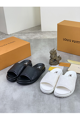ルイヴィトンスーパーコピー LV 新しい水染め牛のスリッパ