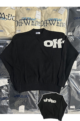 オフホワイト OFF-WHITE フロントとバックにモノグラム柄が入ったクルーネックセーター