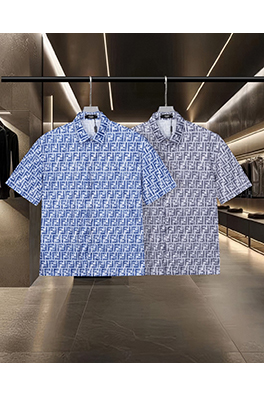 フェンディ ダブルFFバレットスクリーンロゴをデジタルプリントした半袖シャツ