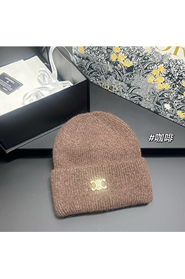 セリーヌ ウサギの毛のニットキャップ