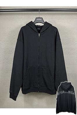 バレンシアガコピー BALENCIAGA バックロゴプリントのフード付きジップアップスパーカー