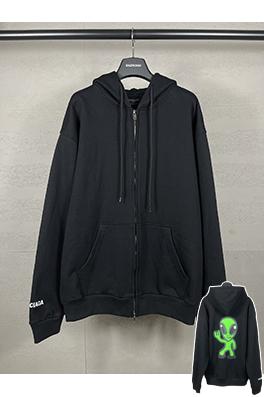 バレンシアガ エイリアンアートプリント フード付きジップアップスパーカー