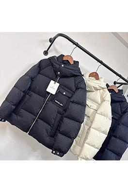 モンクレール 新しいフード付きダウンジャケット