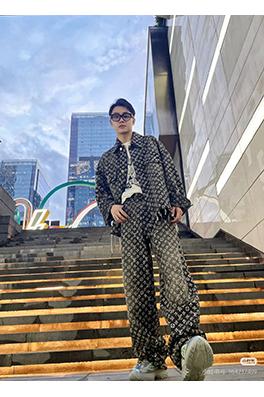 ルイヴィトン 新しいスタイルのモノグラムラインストーンジャカードジーンズ