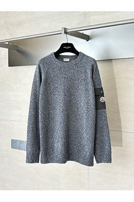 モンクレール アームポケットロゴニットクルーネックセーター