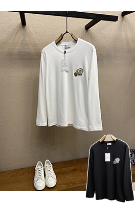 モンクレールスーパーコピー ブランドロゴ入りラウンドネック長袖シャツ