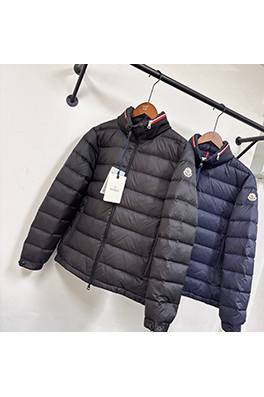 モンクレールスーパーコピー Brendann メンズショートダウンジャケット