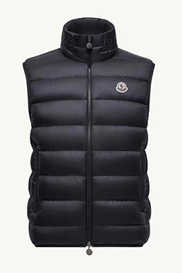 モンクレール 新しい色のカップルダウンベスト