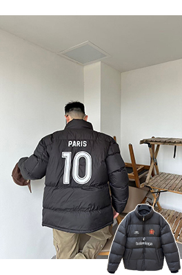 Balenciaga × Manchester United マンチェスター・ユナイテッドとのブランドサッカーダウンジャケット