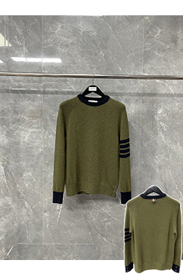 トムブラウンスーパーコピー チェック柄のカシミヤセーター