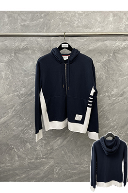 トムブラウン 限定ジップアップパーカー