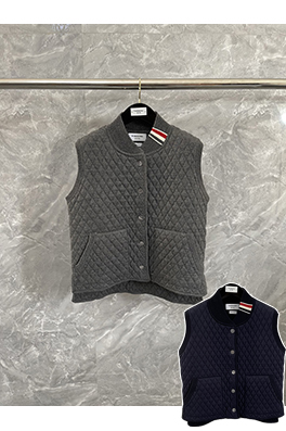 トムブラウン 新しいダイヤモンド柄ウールカーディガンベスト
