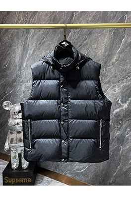 クロムハーツコピー 新しいダークパターンのフード付きダウンベスト
