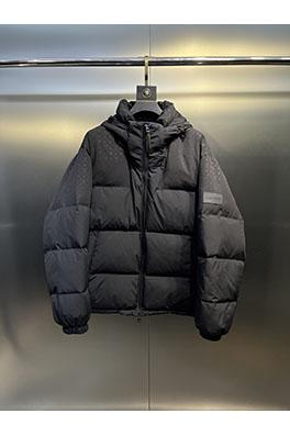 ルイヴィトン 新作エンボスダウンジャケット