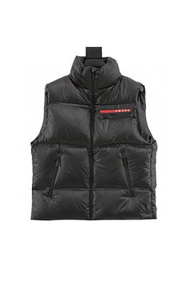 プラダ Linea Rossa 軽量ダウンベストシリーズ