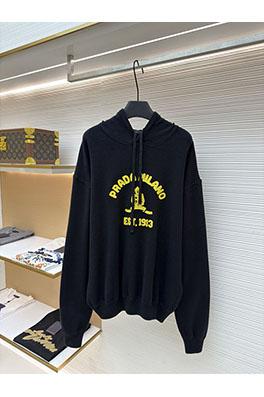 プラダ タオル刺繍ニットパーカー