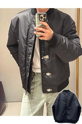 ロエベスーパーコピー ナイロンキルティングジャケット