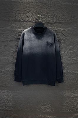 プラダ 420g ヘビーデューティー サンドブラストダメージ刺繍スウェットシャツ