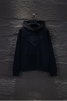 プラダ 新しいヘビーデューティー刺繍スウェットシャツ