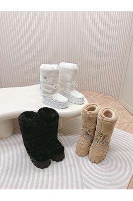 プラダ 人気のあるロングスペースブーツ