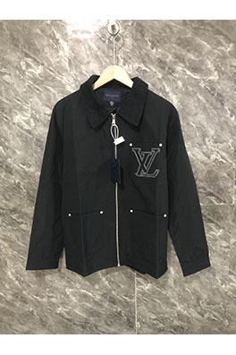 ルイヴィトンコピー ロゴレタリング刺繍入りブラックワークジャケット