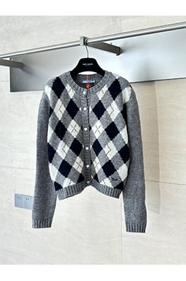 プラダスーパーコピー 刺繍ダイヤモンド柄ニットカーディガン