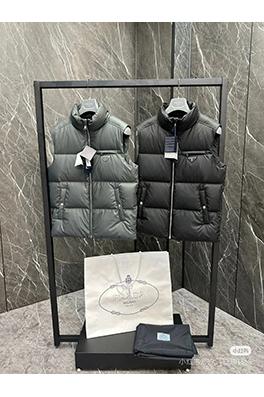 プラダコピー テープシーリングる小さな三角ベスト