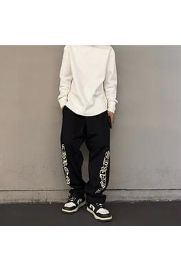 クロムハーツ 刺繍入りカジュアルパンツ