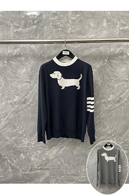 トムブラウン 新しいカラーブロックのプルオーバーパピーセーター