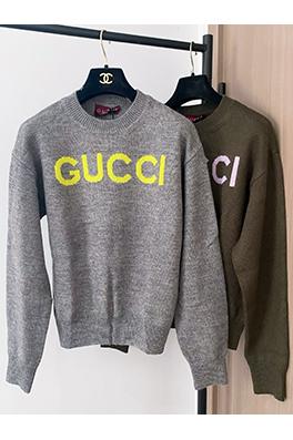 グッチ 新しい長袖トップス