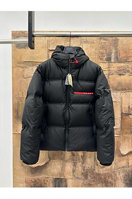 プラダスーパーコピー レッドレーベル ダウンジャケット