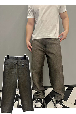 フェンディ ストレートレッグサイドポケットデニムジーンズ