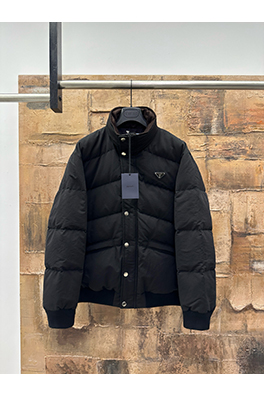 プラダコピー ツイルキルティングダウンジャケット