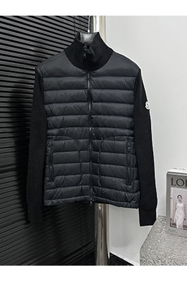 モンクレール 新作の軽量ニットパッチワークジッパーダウンジャケット