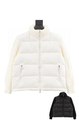 モンクレール チェック柄ニットスリーブとスタンドカラーがの軽量ダウンジャケット