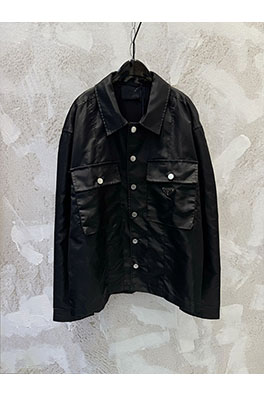 プラダ 新しいナイロンポケット付き三角ラベルワークウェアスタイルシャツ