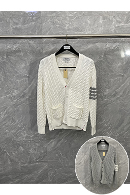 トムブラウン プレッピースタイルのチャンキーニットカーディガンセーター