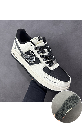 ジバンシイ Nike Air Force 1'07 Low X Givenchy コラボレーションスタイルスニーカー