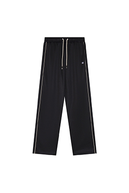 セリーヌ 新しいスポーツパンツ