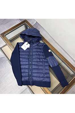 モンクレール ウールトリムのフード付きニットダウンジャケット