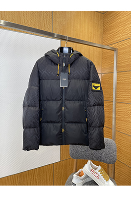 フェンディ モンスターアルファベットジャカードフード付きダウンジャケット