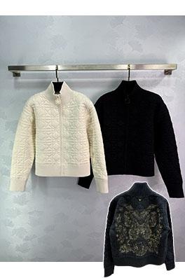 ディオール 新作の蝶刺繍ニットカーディガン