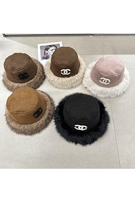 シャネル 厚のスエードで暖かさをアップ漁師の帽子