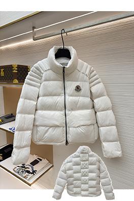 モンクレールスーパーコピー 3Dキルティングスタンドカラージッパーダウンジャケット