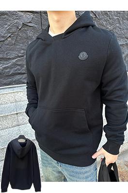 モンクレールコピー 背面に同色のロゴが入ったコットンフード付きスウェットシャツ