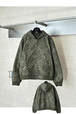 ルイヴィトン Monogram 全面にカモフラージュ柄のジップアップフード付きジャケット