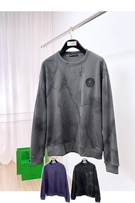 クロムハーツスーパーコピー フロントグラフィックウェビングとロゴデザインのスウェットシャツ