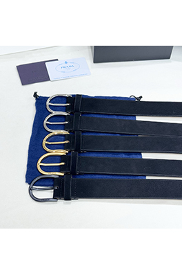 プラダ スエードベルト